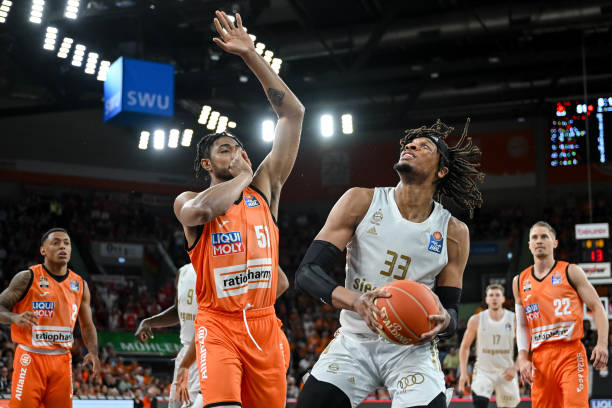 在亚冬会的 在亚冬会的